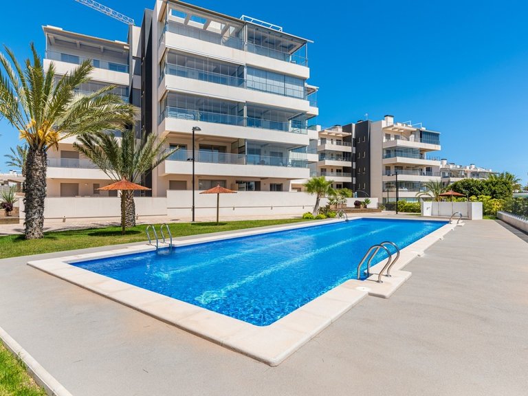 Apartment for Sale in Los Dolses, Alicante 36