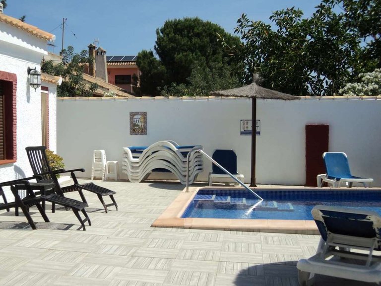 Villa for Sale in Cabo Roig, Alicante 7