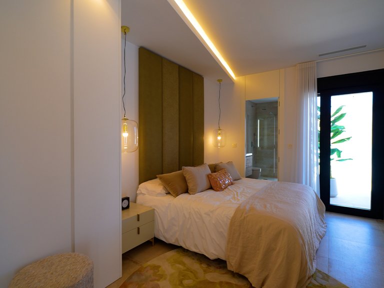 Villa for Sale in Villamartin, Alicante 24