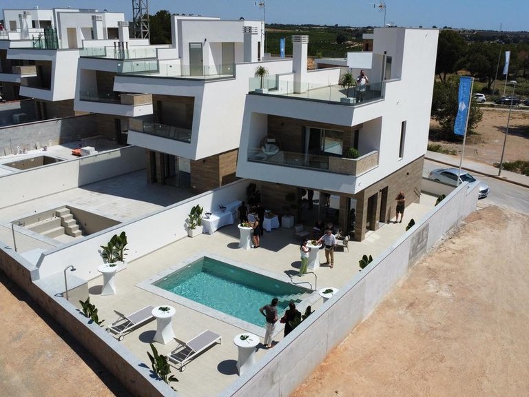 Villa for Sale in Lo Romero Golf, Alicante 44