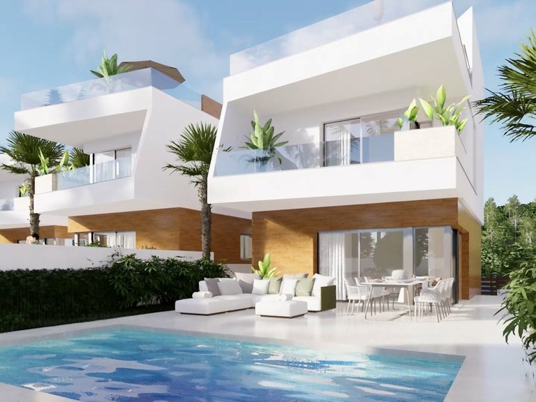Villa for Sale in Lo Romero Golf, Alicante 10