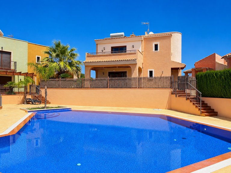 Villa for Sale in Altaona Golf And Country Village, Murcia 2