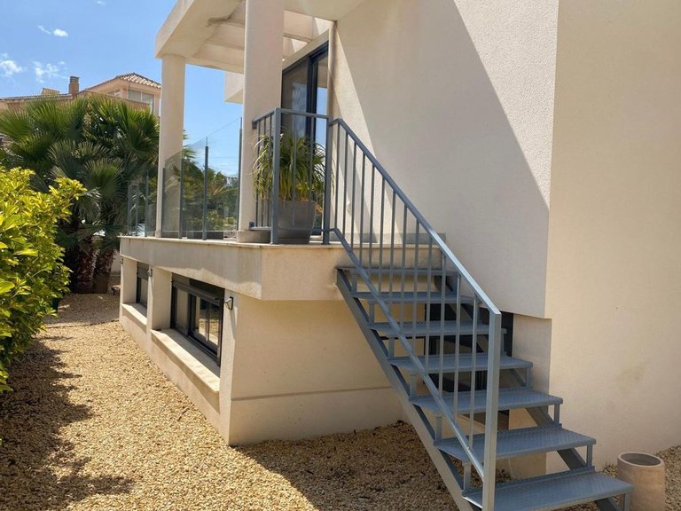 Villa for Sale in La Nucia, Alicante 23