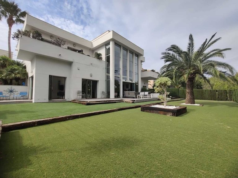 Villa for Sale in Altea La Vella, Alicante 1