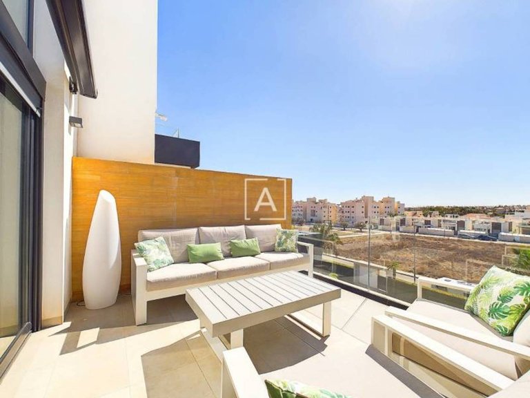 Penthouse for Sale in Los Dolses, Alicante 17