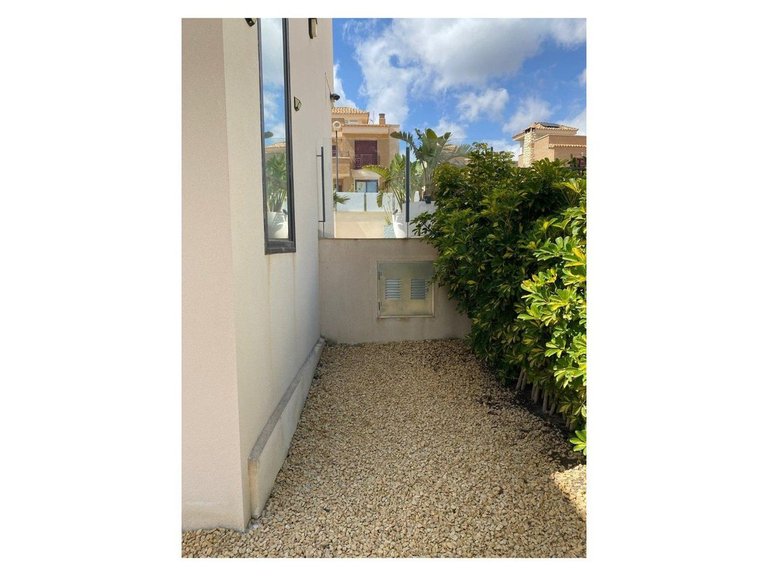 Villa for Sale in La Nucia, Alicante 12