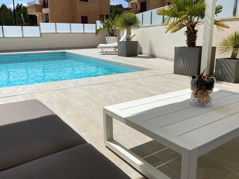 Villa for Sale in La Nucia, Alicante 26