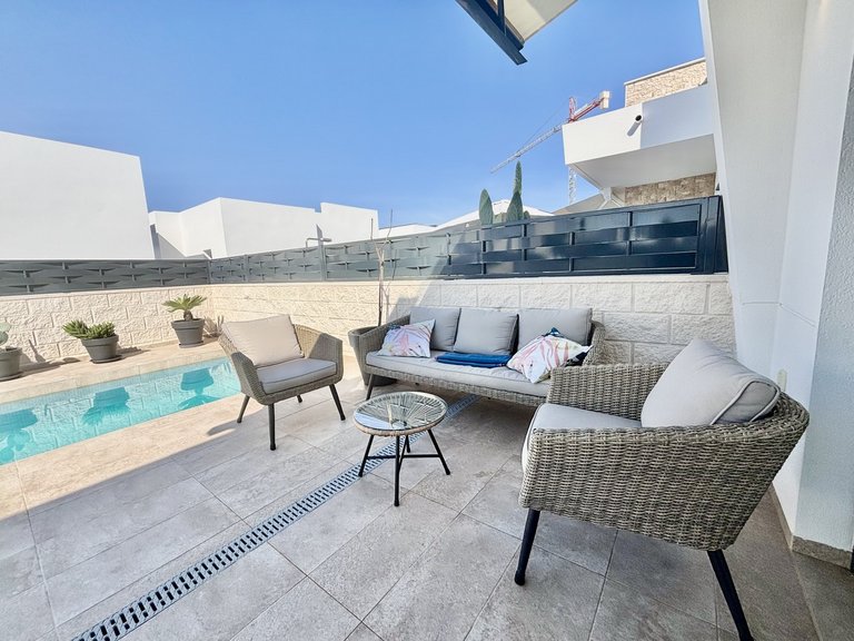 Villa for Sale in Benijofar, Alicante 7