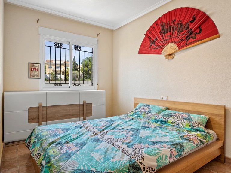 Villa for Sale in Villamartin, Alicante 14