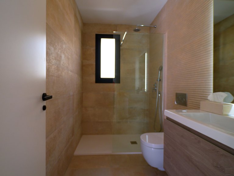 Villa for Sale in Villamartin, Alicante 6