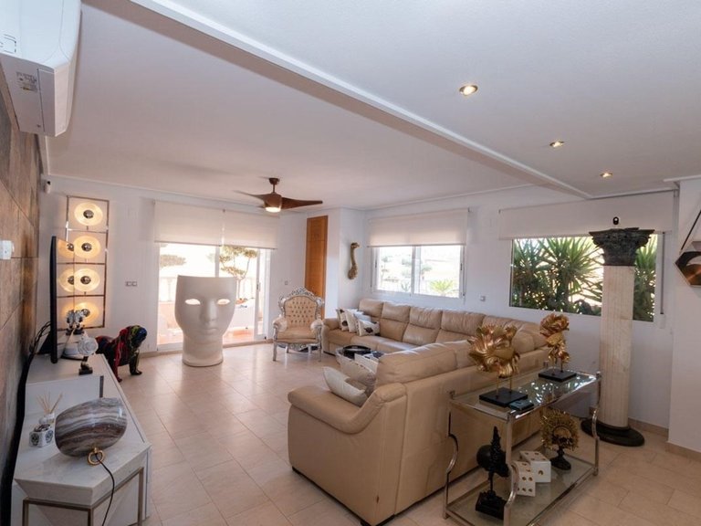 Apartment for Sale in Villamartin, Alicante 23