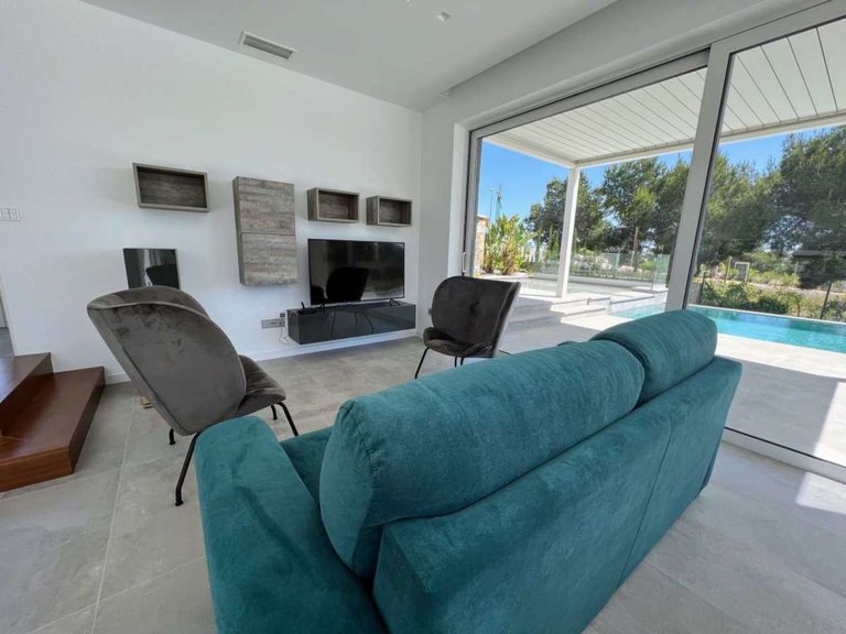 Villa for Sale in Las Colinas Golf Resort, Alicante 7