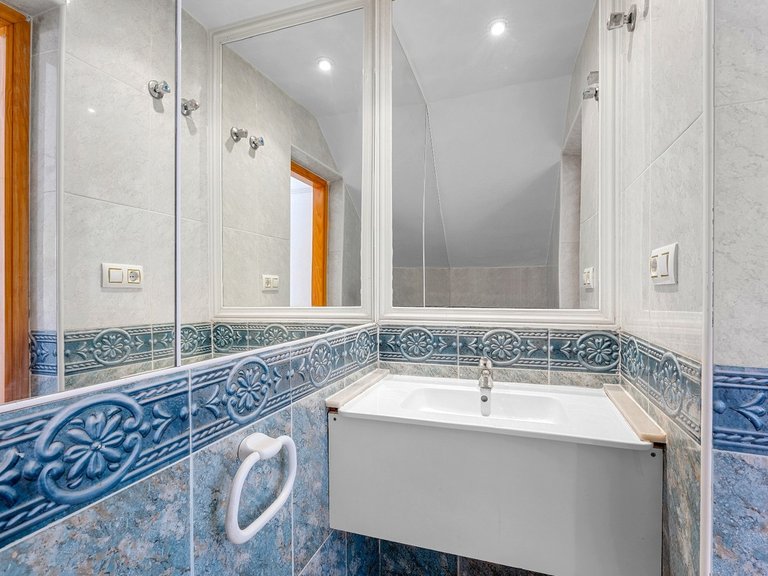 Villa for Sale in Villamartin, Alicante 12