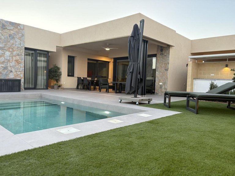Villa for Sale in Altaona Golf And Country Village, Murcia 6