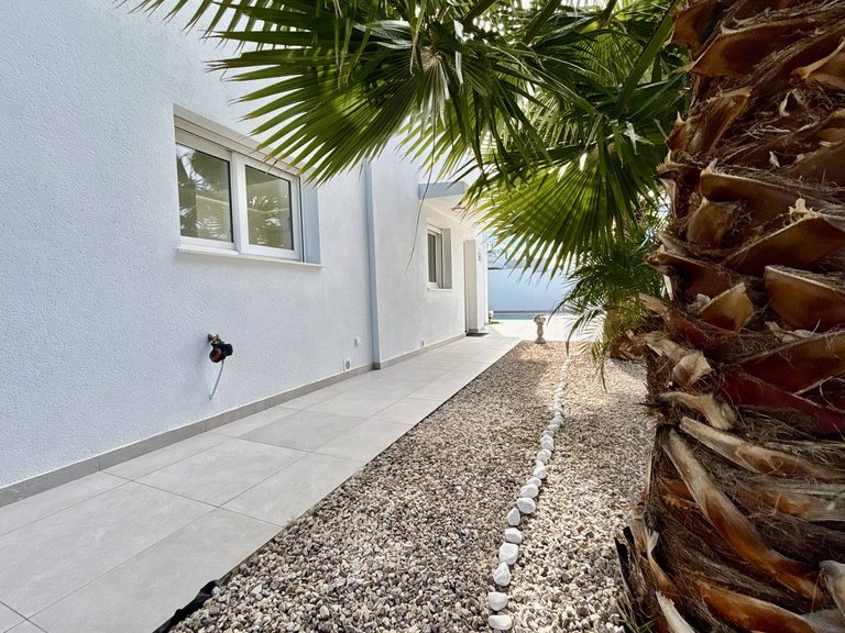 Villa for Sale in Benijofar, Alicante 27