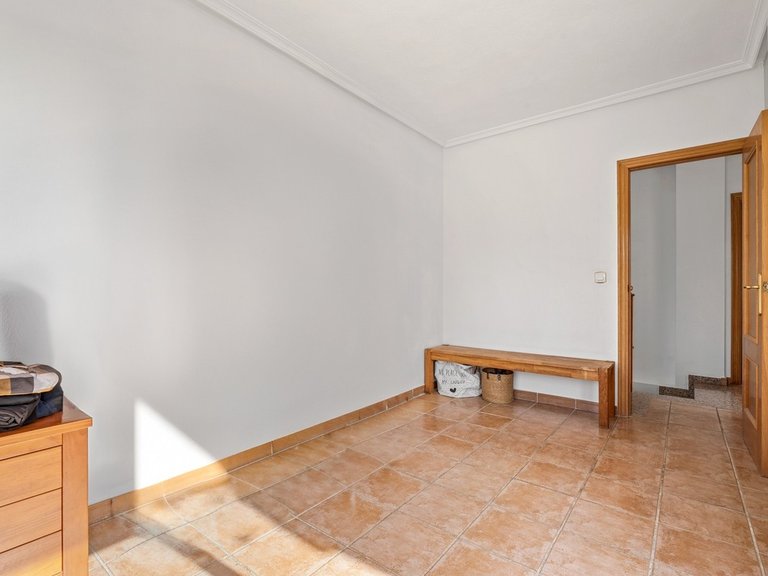 Villa for Sale in Villamartin, Alicante 23