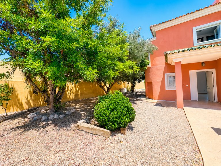 Villa for Sale in Altaona Golf And Country Village, Murcia 7