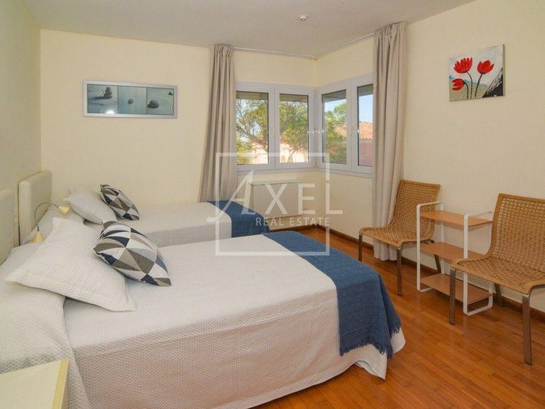 Villa for Sale in Llucmajor, Balearic Islands 7