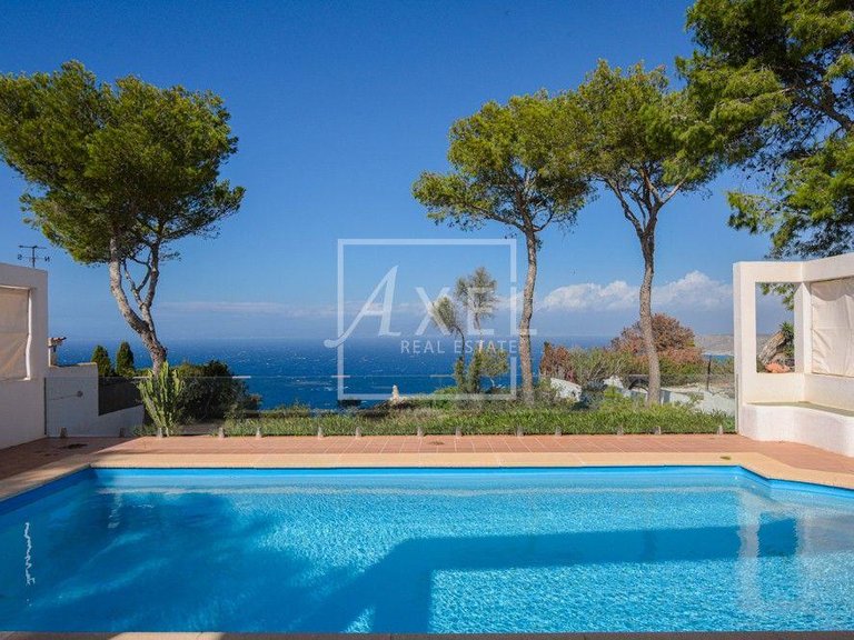 Villa for Sale in Llucmajor, Balearic Islands 12