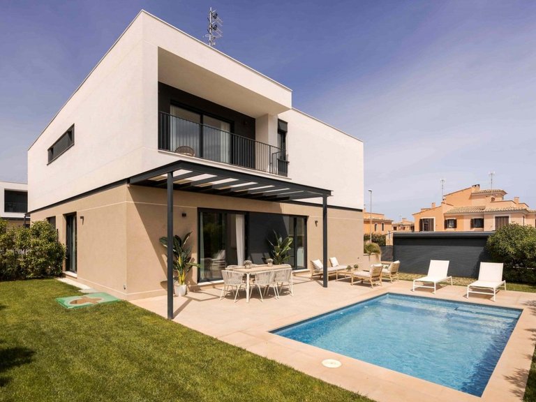 Town House for Sale in Llucmajor, Balearic Islands 13