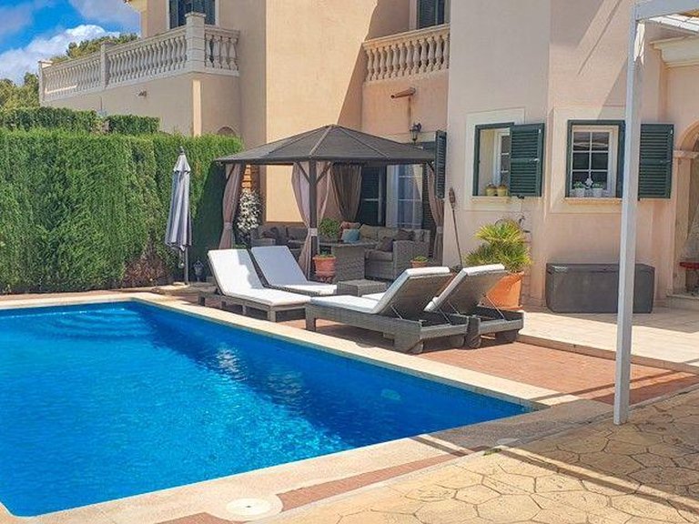 Town House for Sale in Llucmajor, Balearic Islands 15