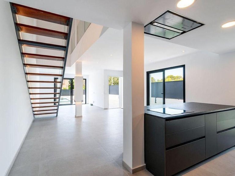 Town House for Sale in Llucmajor, Balearic Islands 4