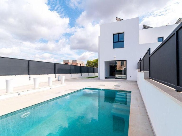 Town House for Sale in Llucmajor, Balearic Islands 12