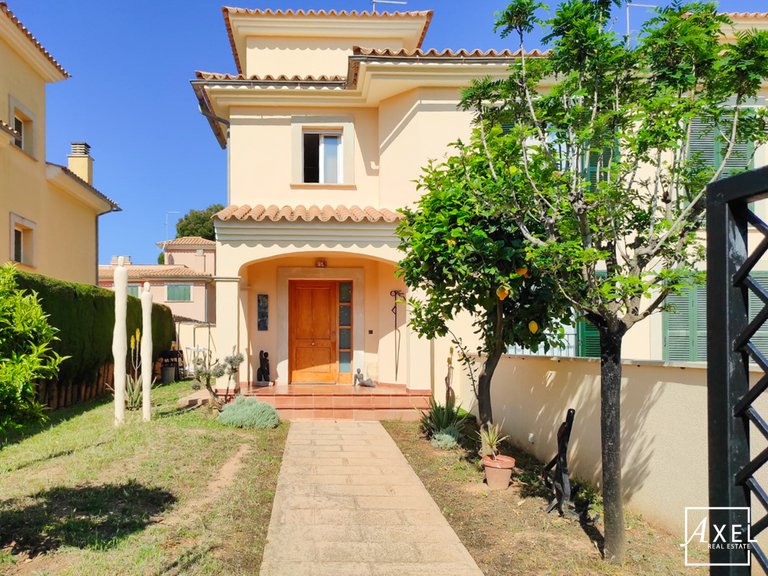 Town House for Sale in Llucmajor, Balearic Islands 19