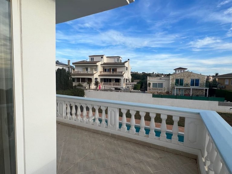 Town House for Sale in Llucmajor, Balearic Islands 15