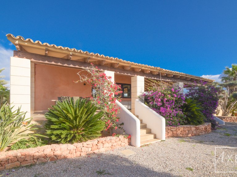 Town House for Sale in Llucmajor, Balearic Islands 27