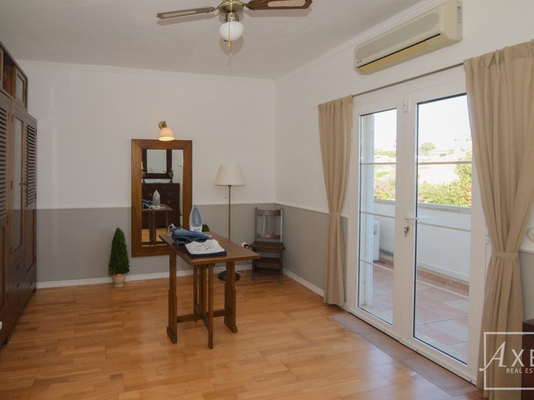 Villa for Sale in Llucmajor, Balearic Islands 11