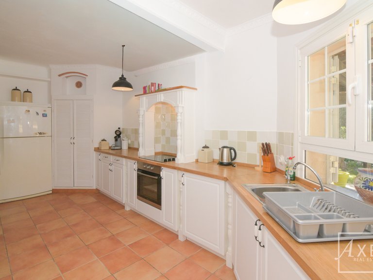 Villa for Sale in Llucmajor, Balearic Islands 6