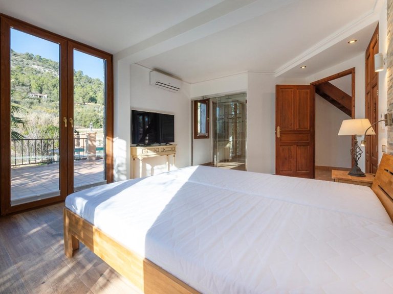 Town House for Sale in Llucmajor, Balearic Islands 10