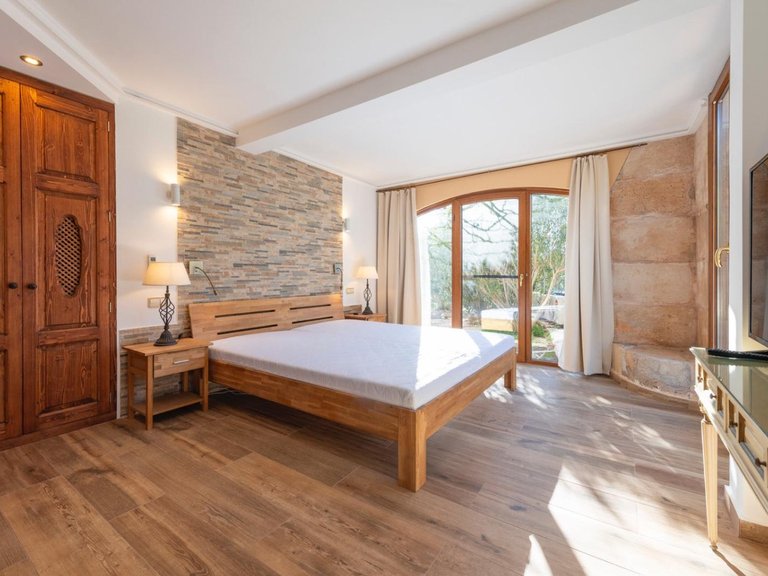 Town House for Sale in Llucmajor, Balearic Islands 9