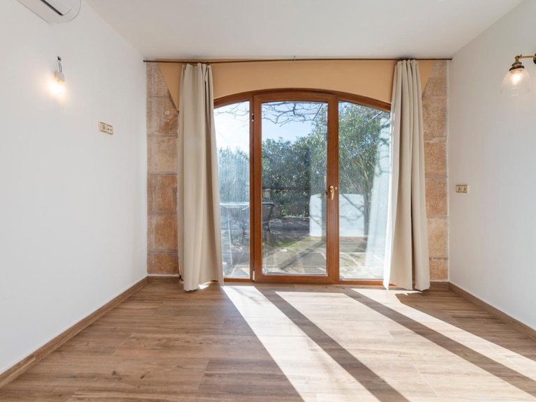 Town House for Sale in Llucmajor, Balearic Islands 14