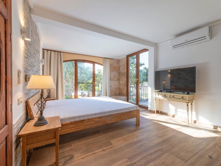 Town House for Sale in Llucmajor, Balearic Islands 7