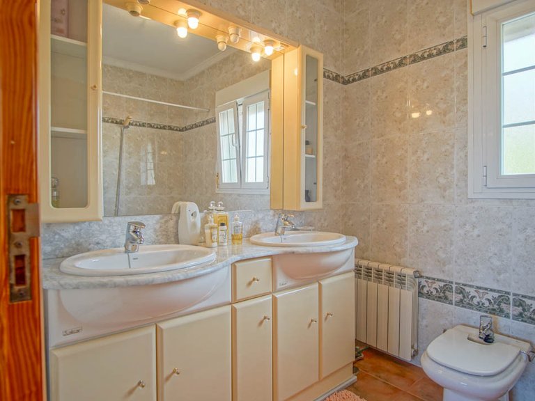 Villa for Sale in Calpe, Alicante 32