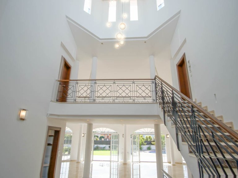 Villa for Sale in Alfas Del Pi, Alicante 27