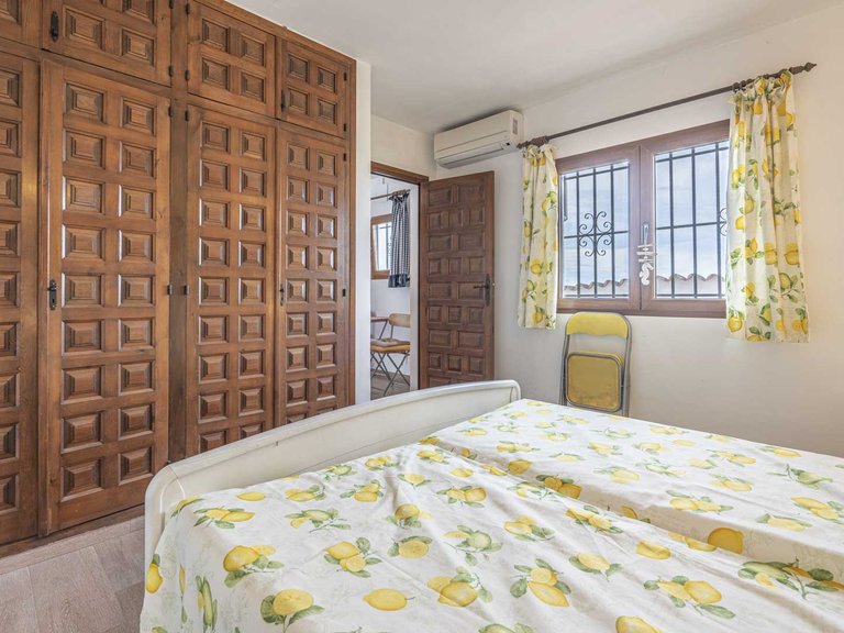 Villa for Sale in Pego, Alicante 27