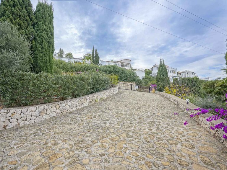 Villa for Sale in Pego, Alicante 47
