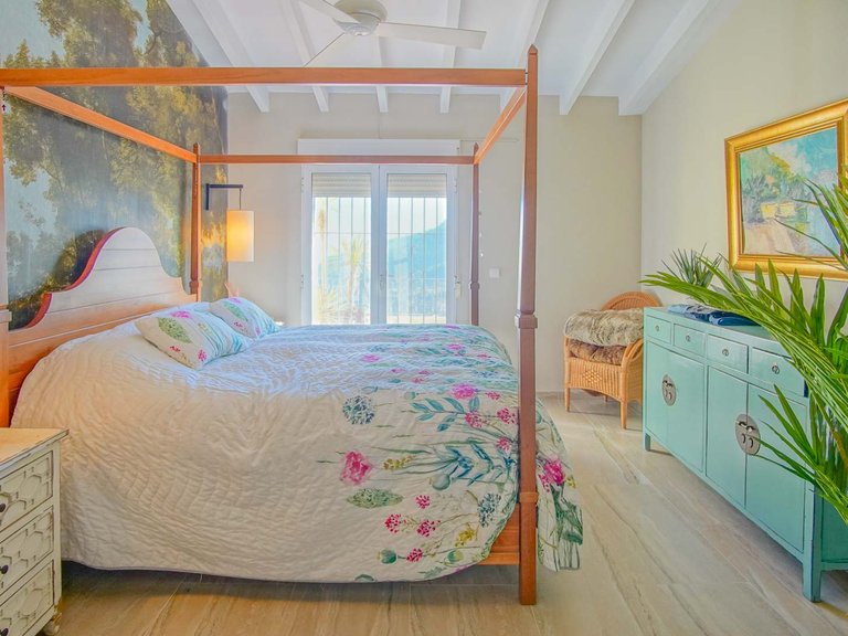 Villa for Sale in Pego, Alicante 38