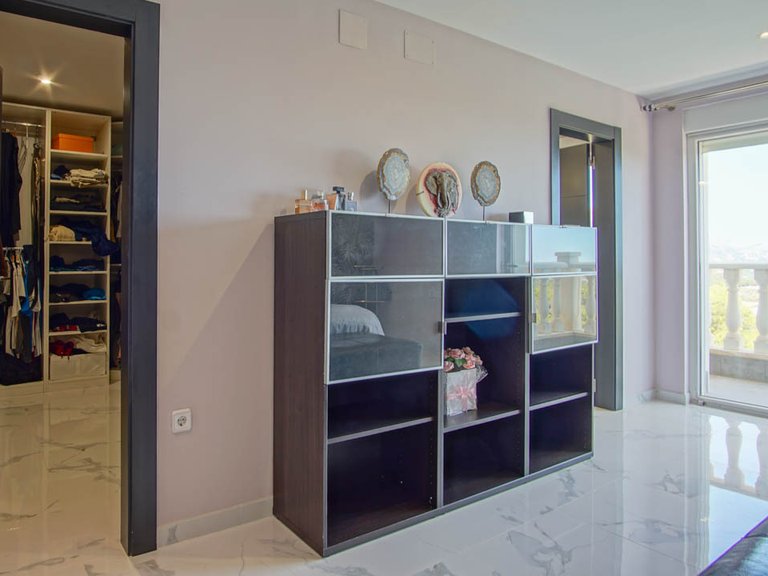 Villa for Sale in La Nucia, Alicante 34