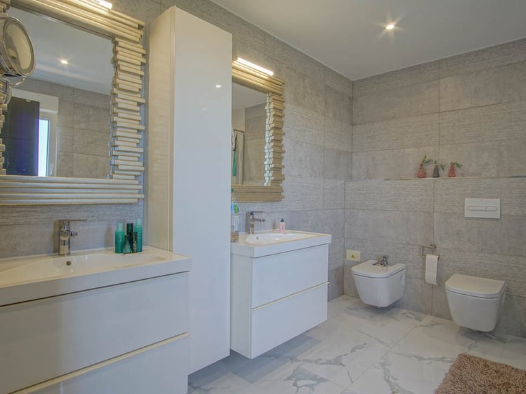 Villa for Sale in La Nucia, Alicante 47