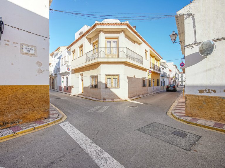 Town House for Sale in Gata De Gorgos, Alicante 21