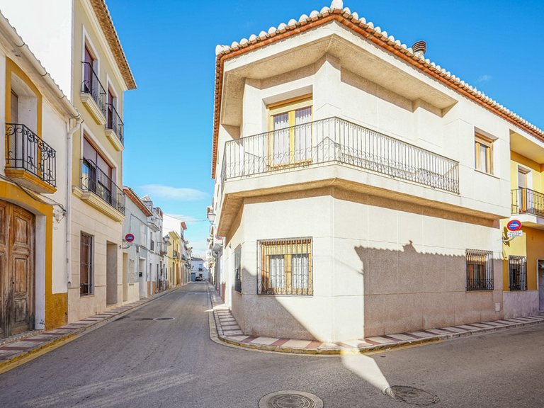 Town House for Sale in Gata De Gorgos, Alicante 22