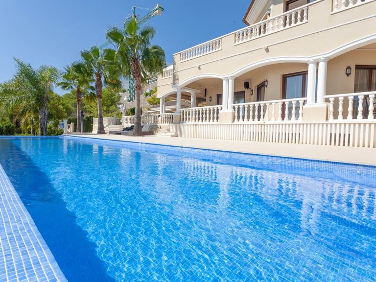 Villa for Sale in Calpe, Alicante 2