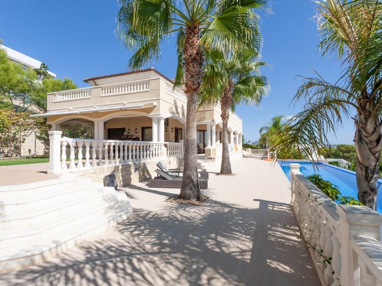 Villa for Sale in Calpe, Alicante 4
