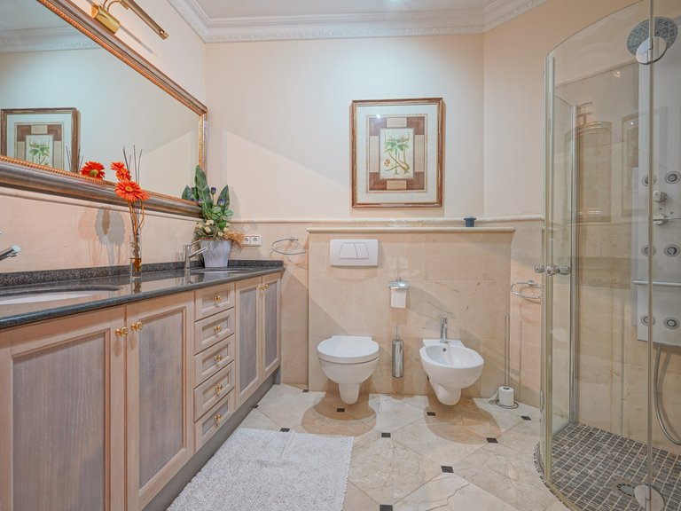 Villa for Sale in Pedreguer, Alicante 24
