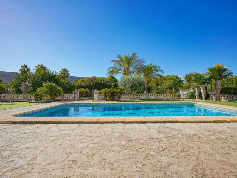 Villa for Sale in Javea, Alicante 4