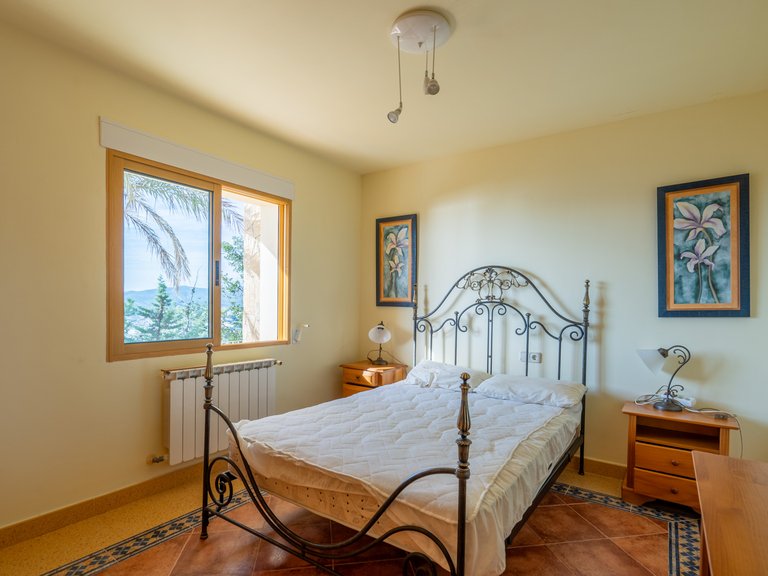 Villa for Sale in Javea, Alicante 28